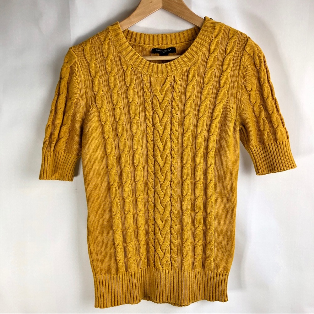Banana Republic Short Sleeve Cable Knit Sweater